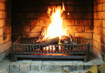 🔥 Cozy and Safe: Your Pre-Winter Fireplace Maintenance Checklist 🔥